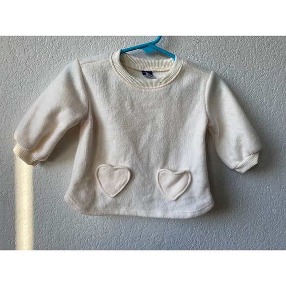Old Navy Other - Old Navy Baby Heart Pocket Fleece COZY Sweatshirt Size 3-6M Cream White
